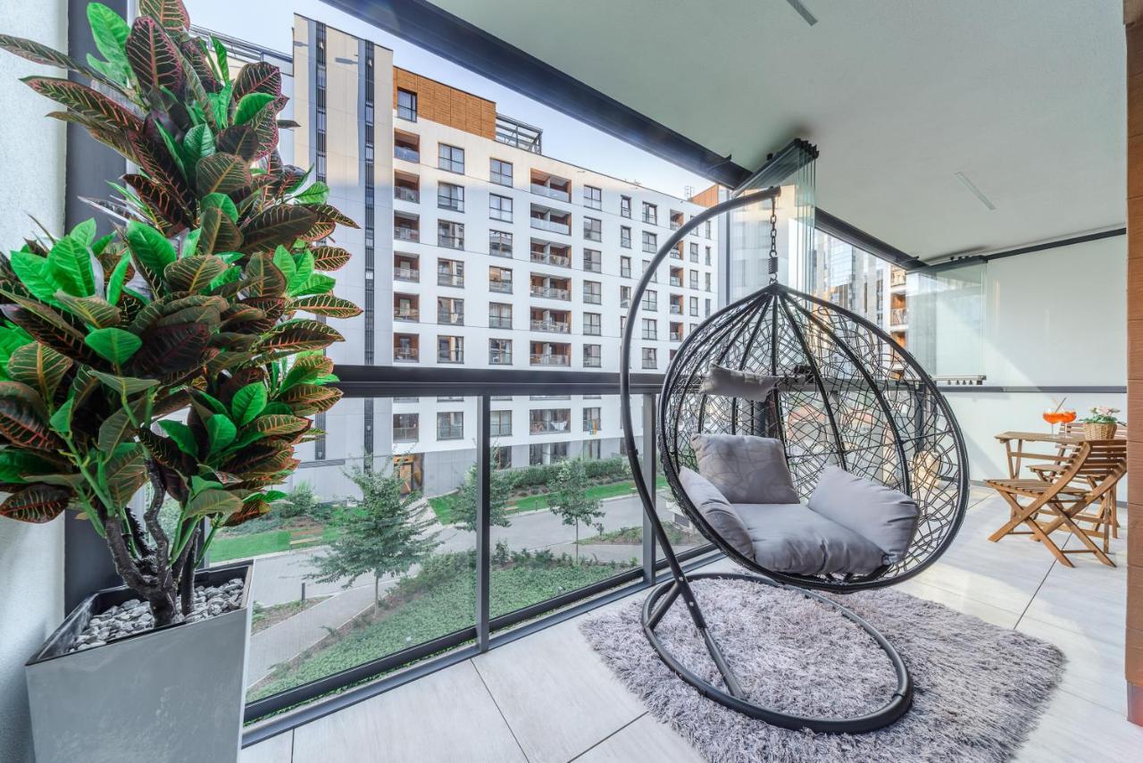Modern Apartments With Access To The Pool Near Rondo Daszynskiego Station 바르샤바 외부 사진