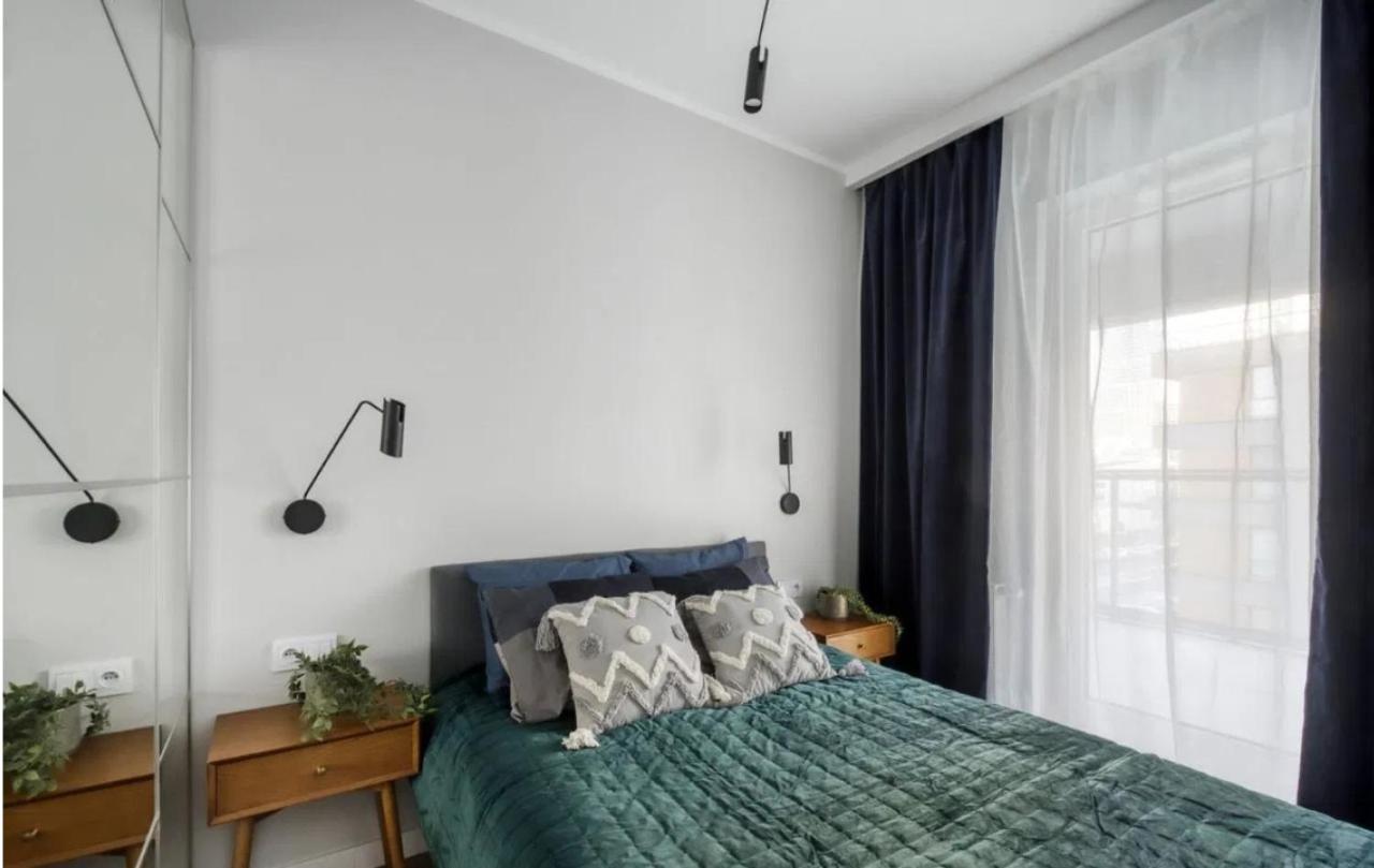 Modern Apartments With Access To The Pool Near Rondo Daszynskiego Station 바르샤바 외부 사진