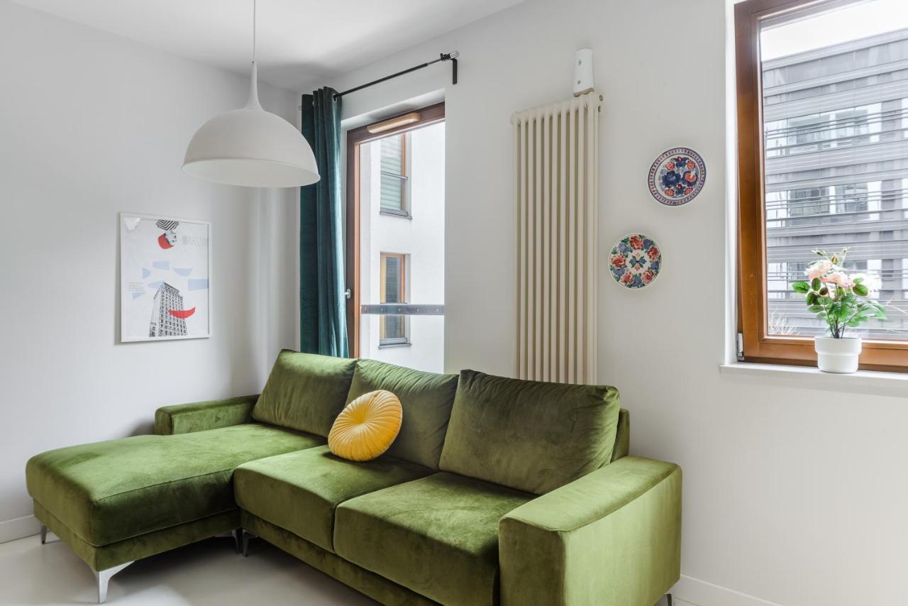 Modern Apartments With Access To The Pool Near Rondo Daszynskiego Station 바르샤바 외부 사진